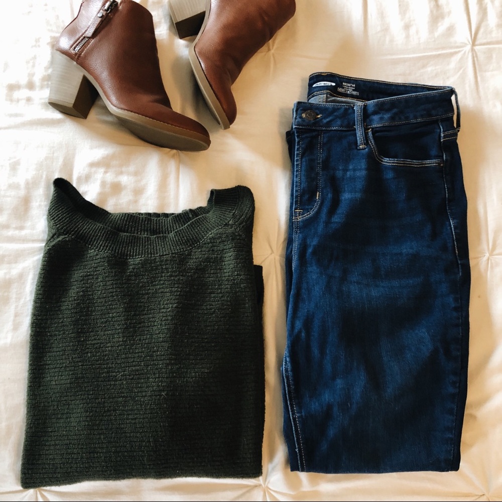 Old Navy Knit Sweater